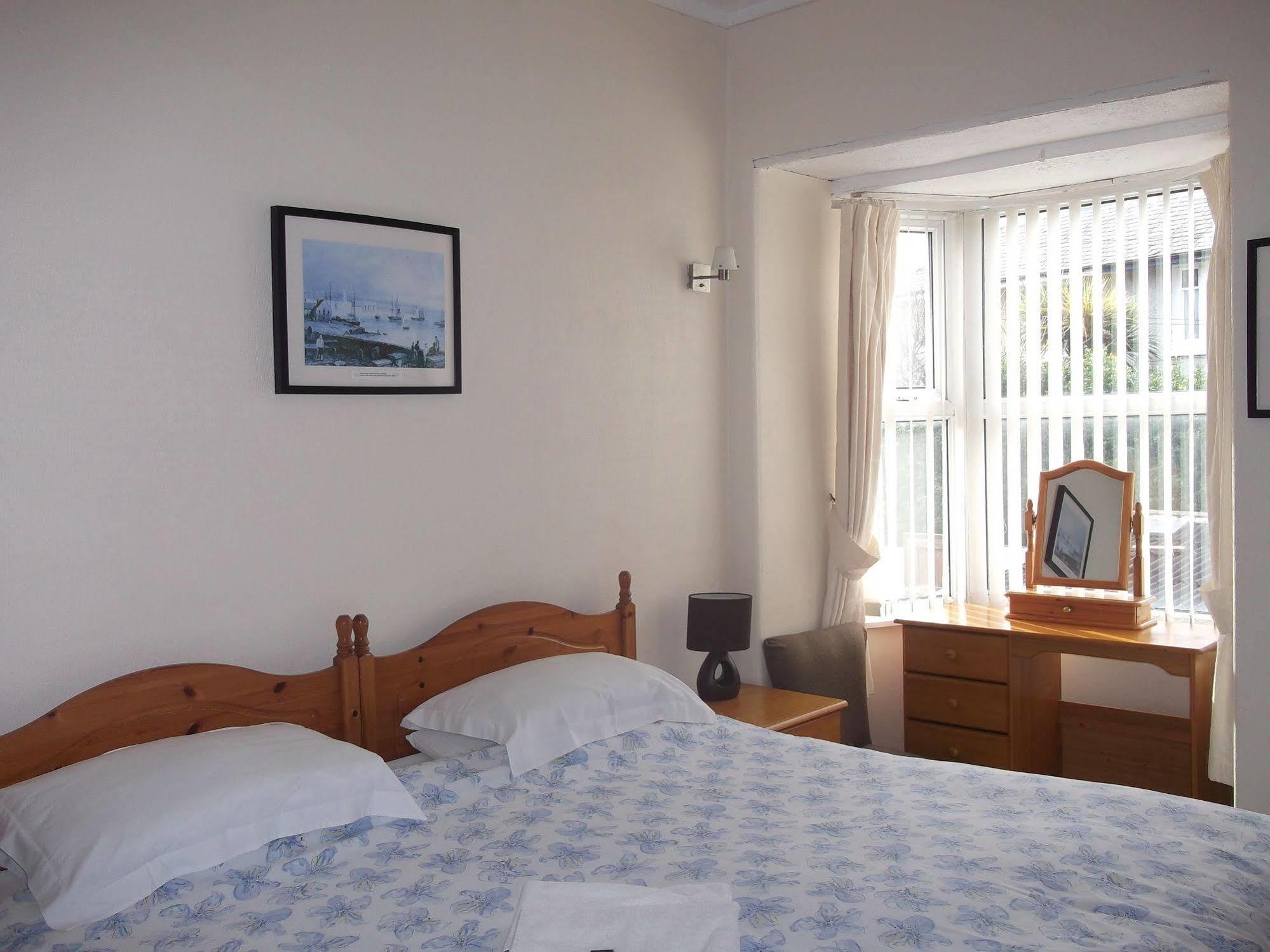 Wavecrest Hotel Holyhead Kültér fotó